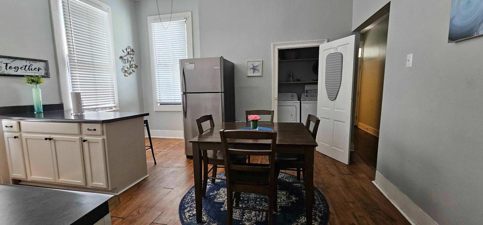 Mins From Downtown & Dining, Dauphin Darling 2 Apartment Mobile Exterior foto